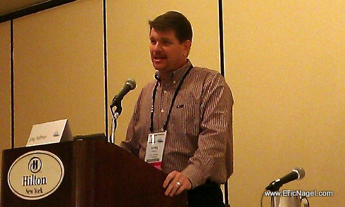 Greg Hoffman moderating his panel on CPS & CPA Affiliate Marketing